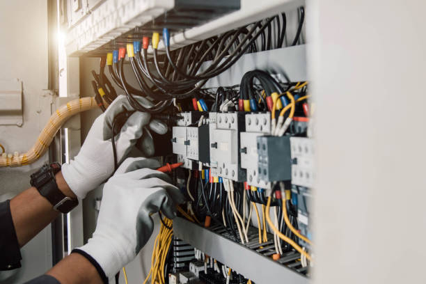 Best Commercial Electrician Services  in Greenwood, LA